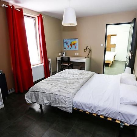 F3 80 M2 Longere Plain Pied Au Centre Auxonne. Villa Exterior photo